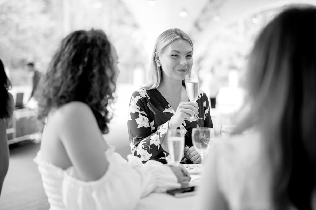 презентація нових гам для очищення шкіри Yves Rocher