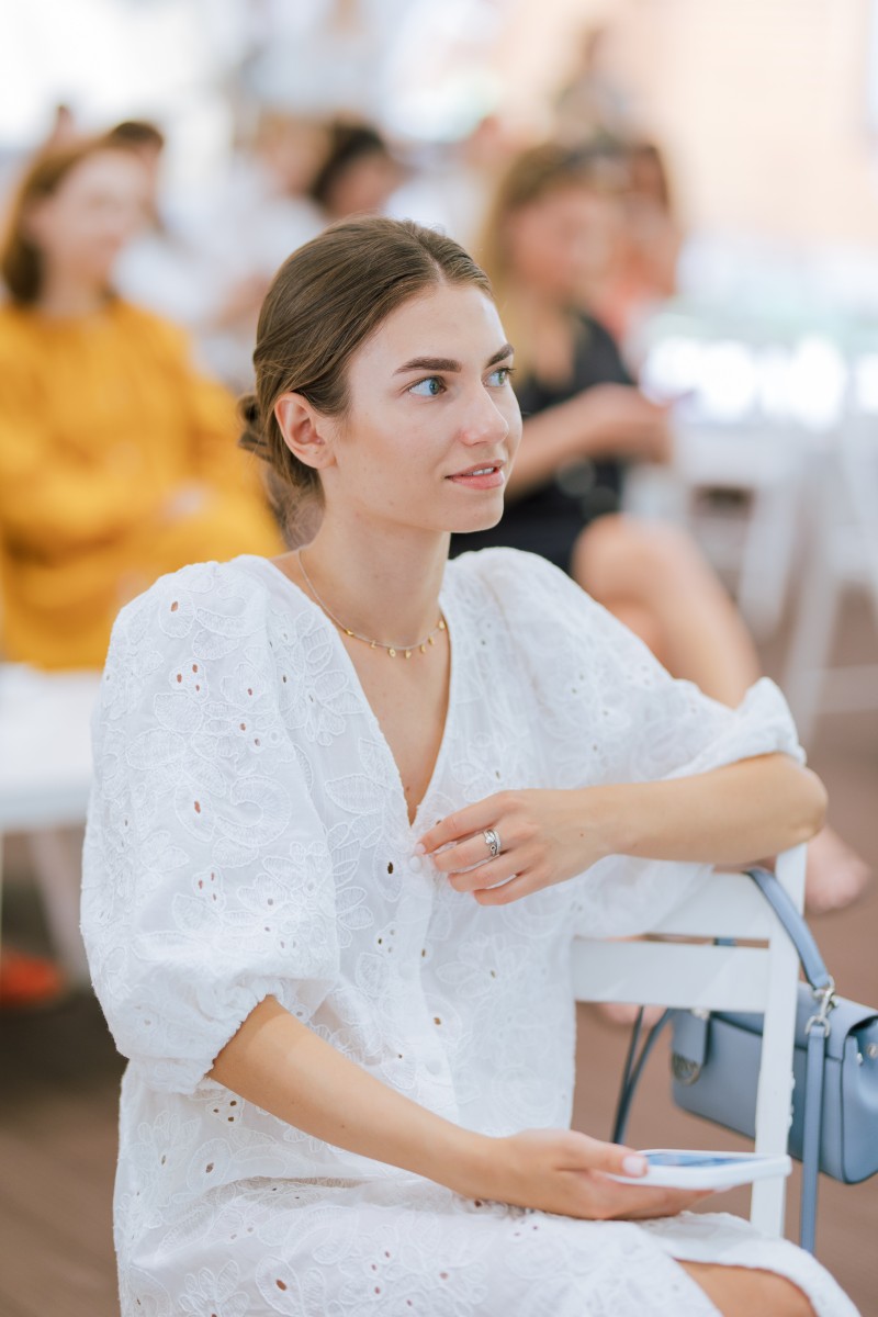 презентація нових гам для очищення шкіри Yves Rocher