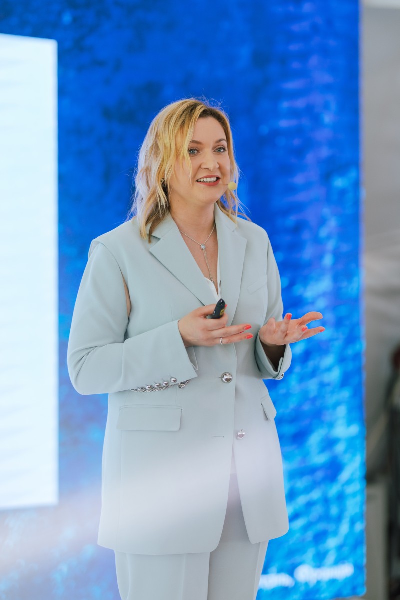 презентація нових гам для очищення шкіри Yves Rocher