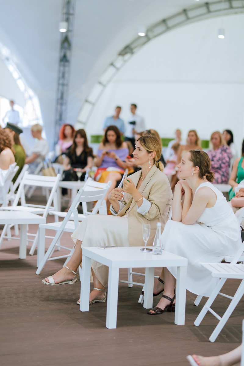 презентація нових гам для очищення шкіри Yves Rocher