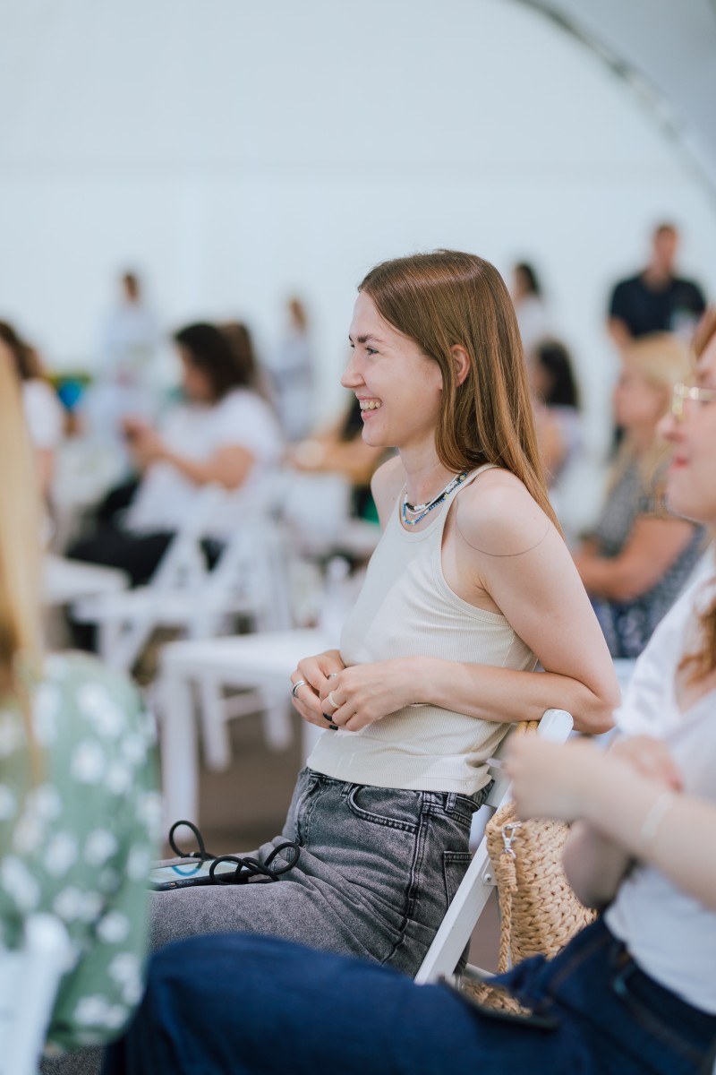 презентація нових гам для очищення шкіри Yves Rocher