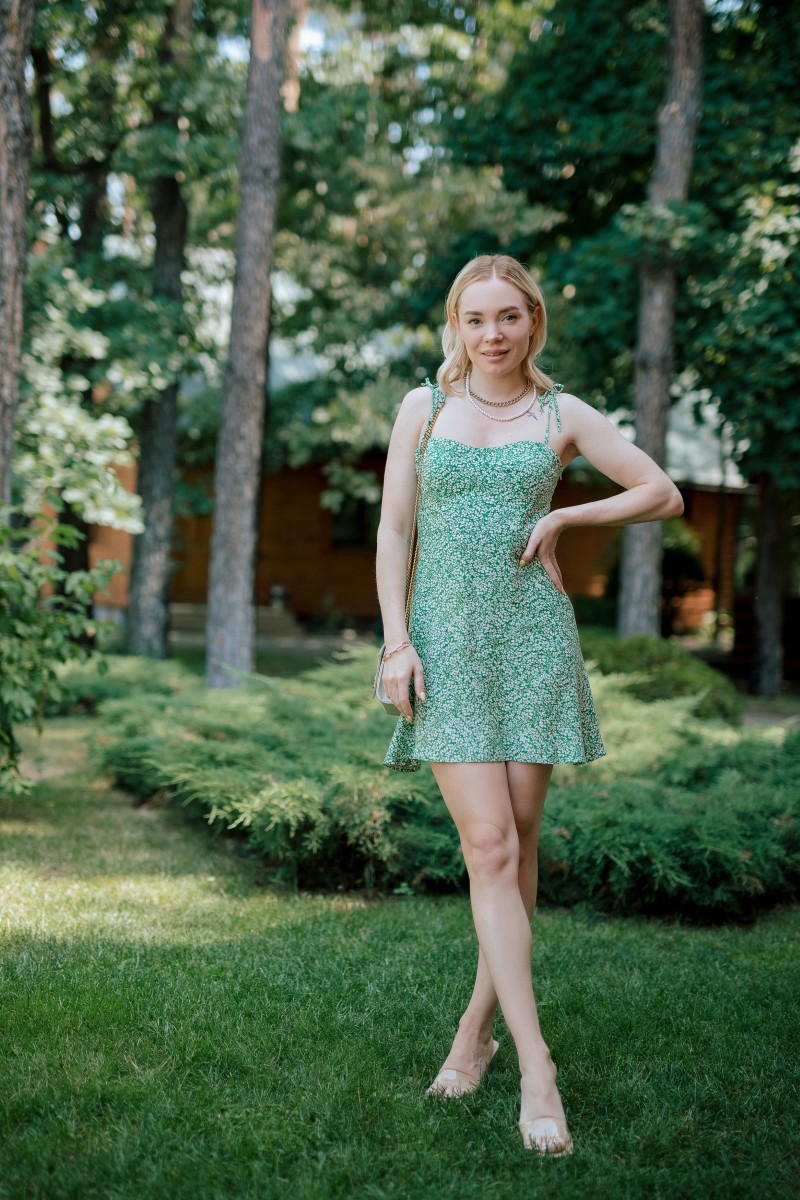 презентація нових гам для очищення шкіри Yves Rocher