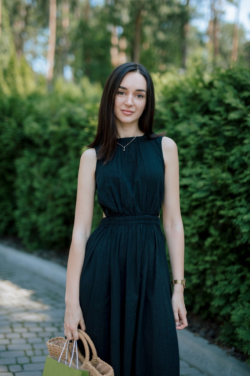 презентація нових гам для очищення шкіри Yves Rocherния кожи Yves Rocher