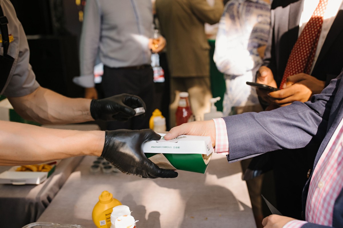 SOCAR Energy Ukraine офіційно презентував франшизу Nathan’s Famous