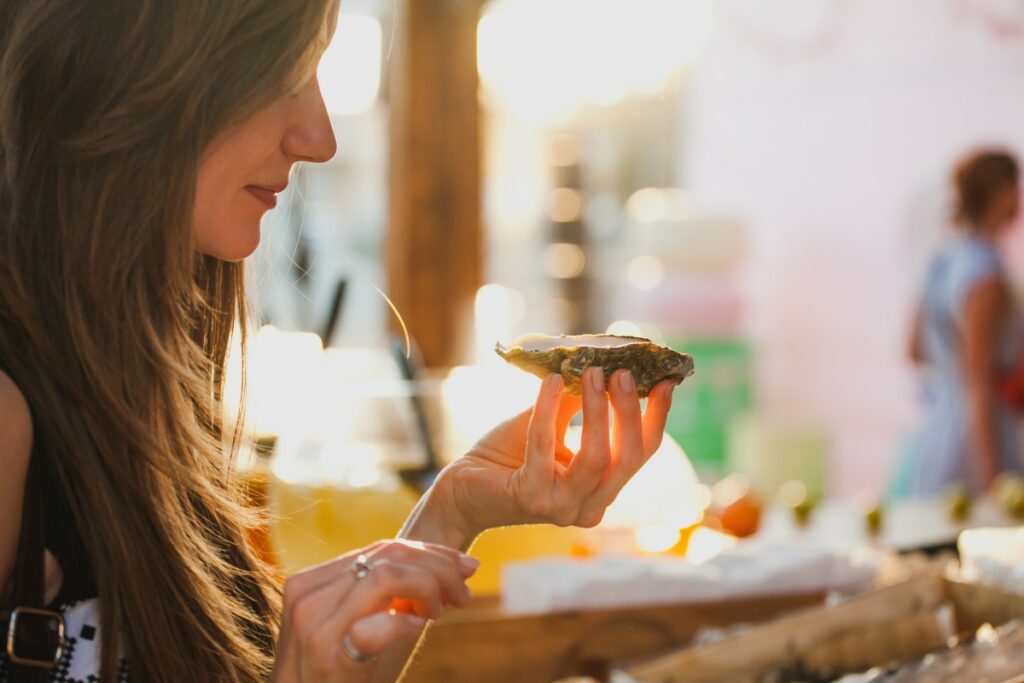 Изысканный суперфуд: как правильно есть устриц