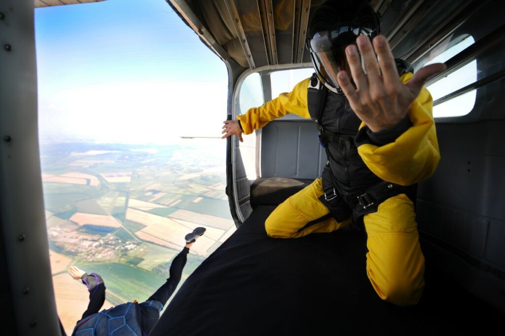 Почему стоит прыгнуть с парашютом: топ-5 аргументов