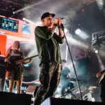 Настоящий рок-н-ролл: «Бумбокс» закончили выступление в Osocor Residence прыжком в воду