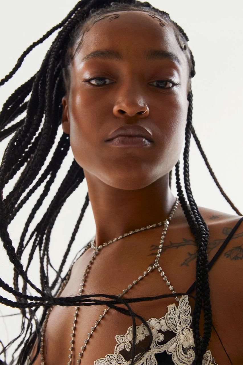 La Perla представив нові колекції спідньої білизни й одягу для сну