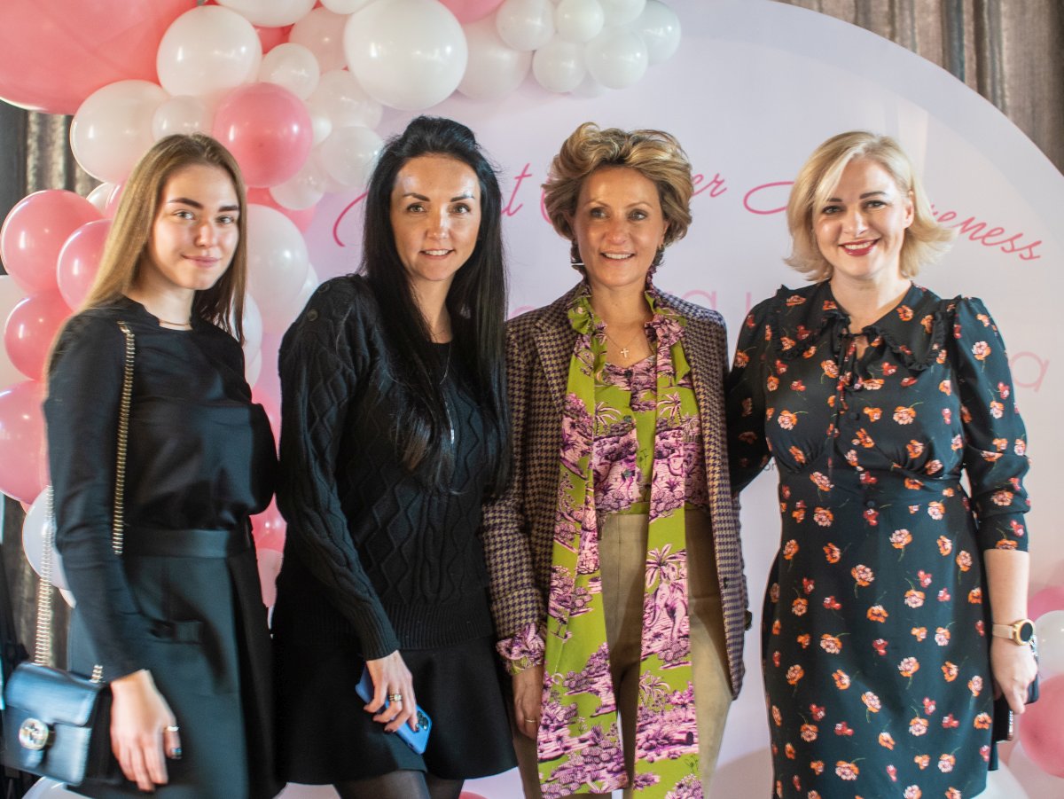 освітній бранч Breast Cancer Awareness «Здорова та щаслива»