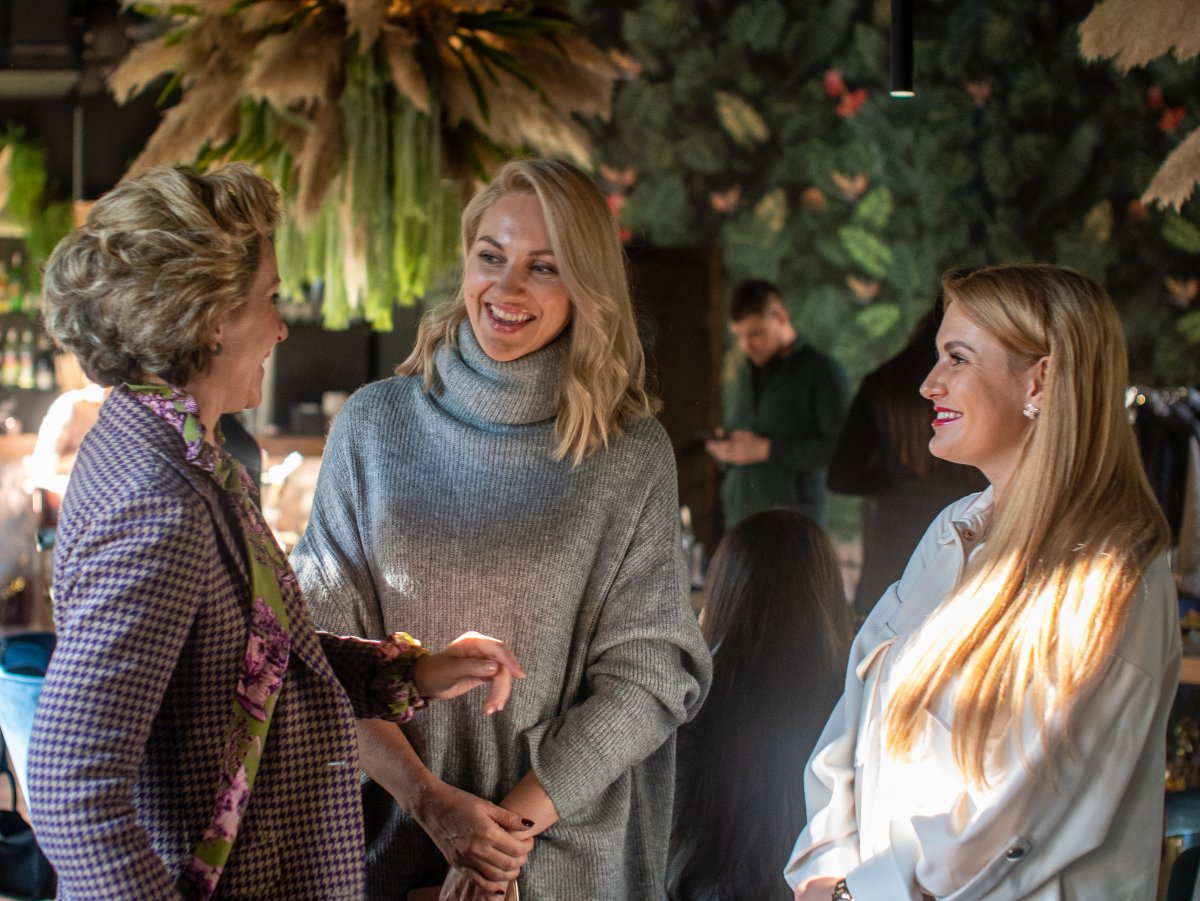 освітній бранч Breast Cancer Awareness «Здорова та щаслива»