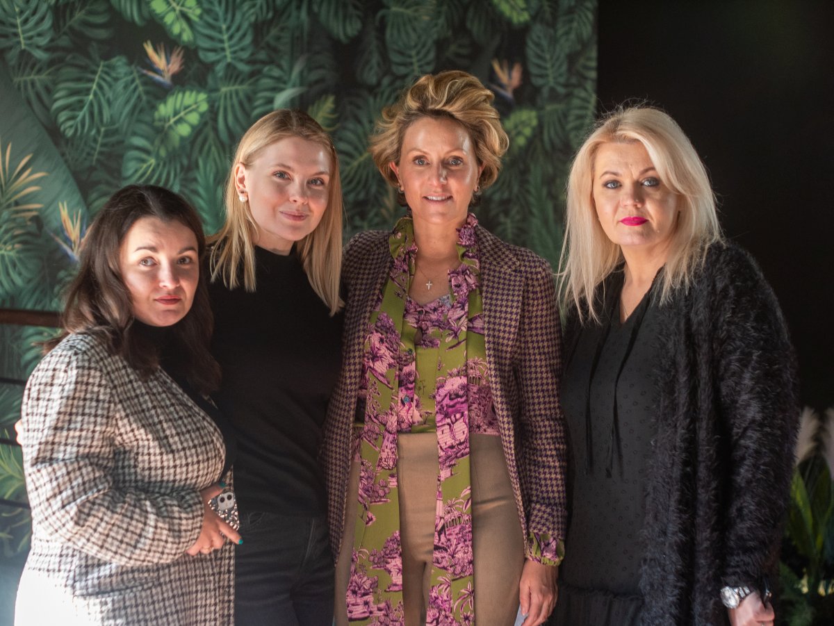 освітній бранч Breast Cancer Awareness «Здорова та щаслива»