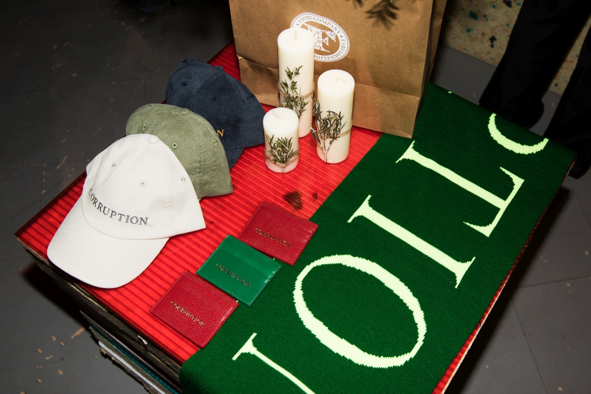 KSENIASCHNAIDER x [comfort zone] 