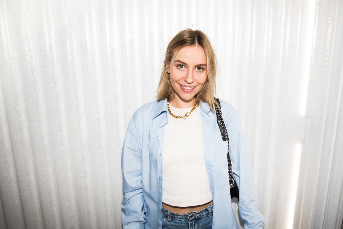 KSENIASCHNAIDER x [comfort zone] 