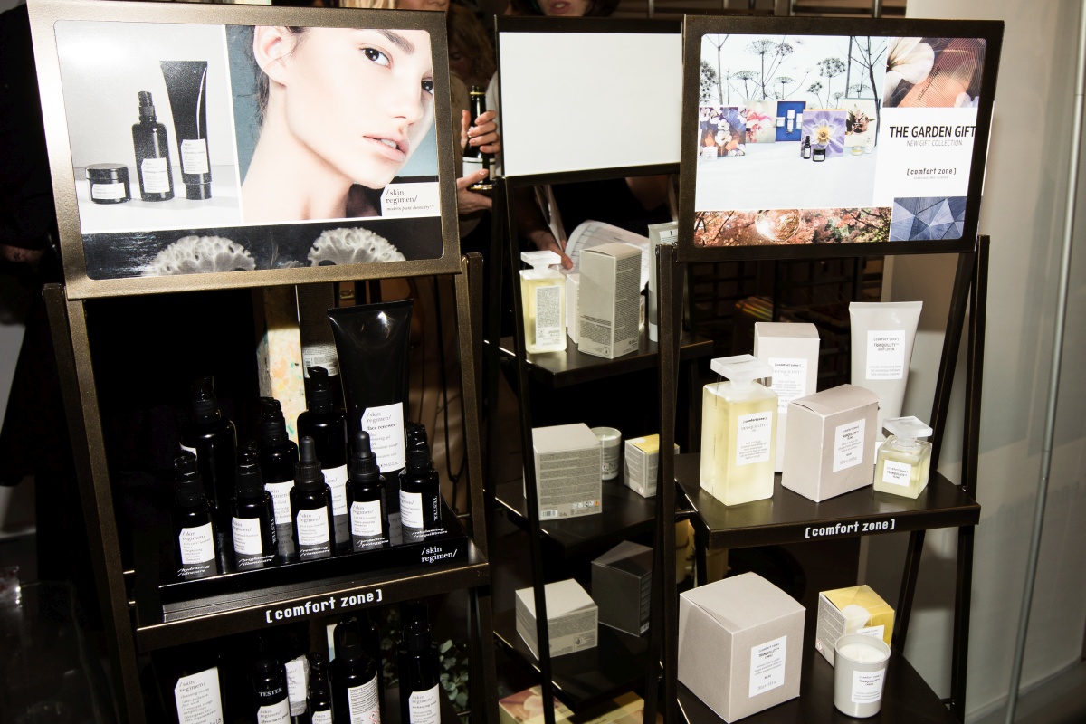 KSENIASCHNAIDER x [comfort zone] 