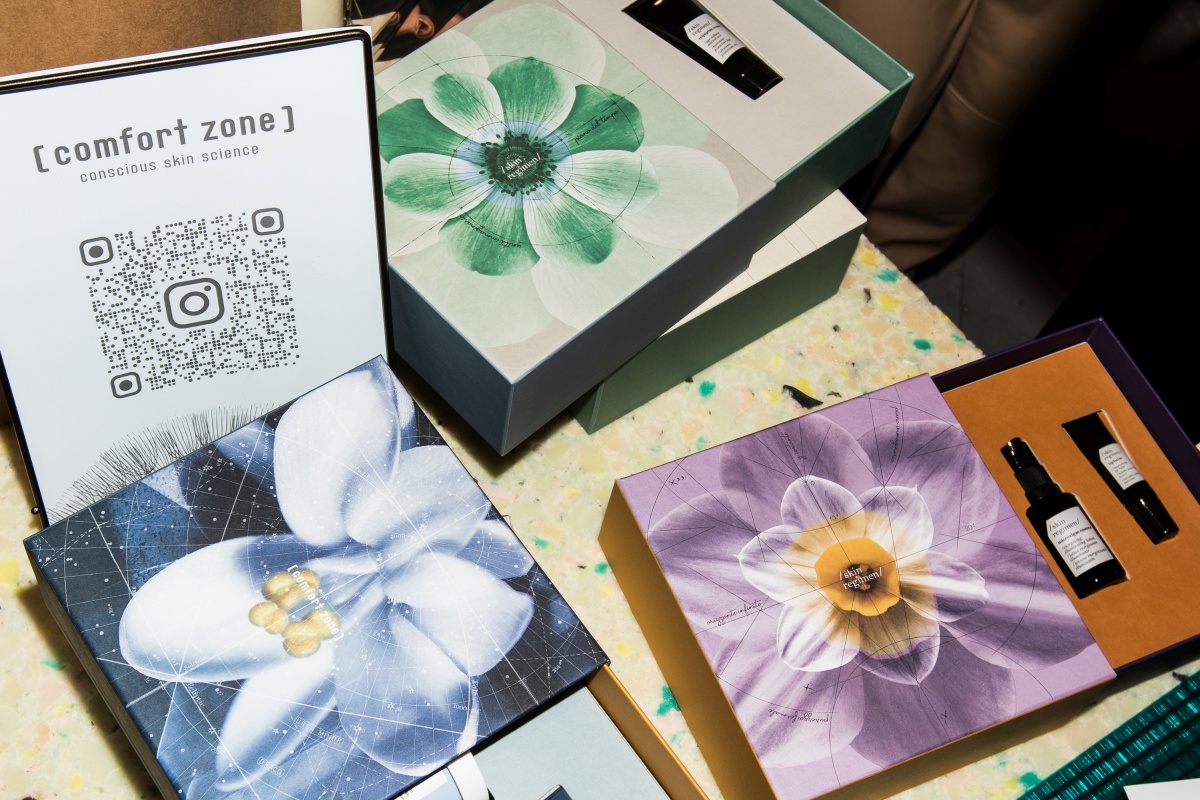 KSENIASCHNAIDER x [comfort zone] 