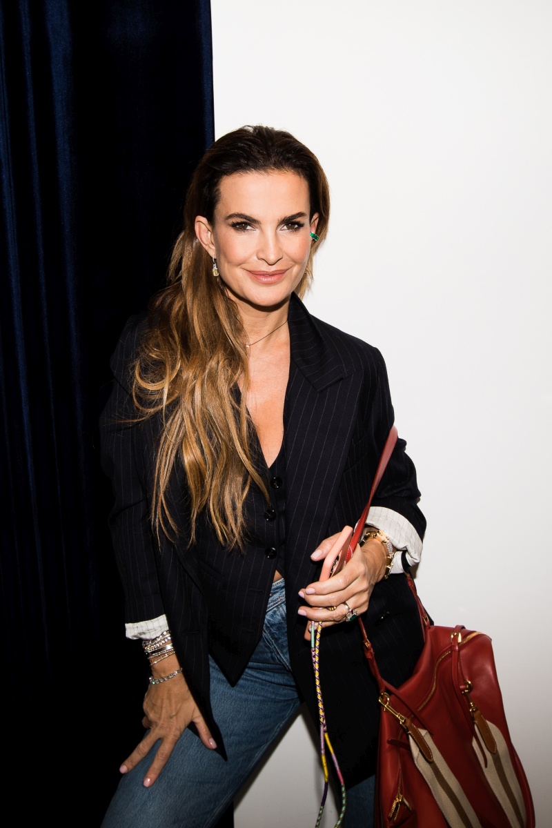 KSENIASCHNAIDER x [comfort zone] 