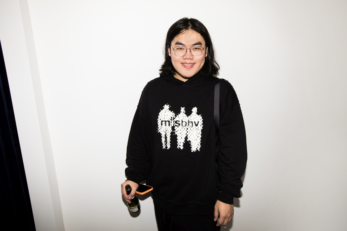 KSENIASCHNAIDER x [comfort zone] 