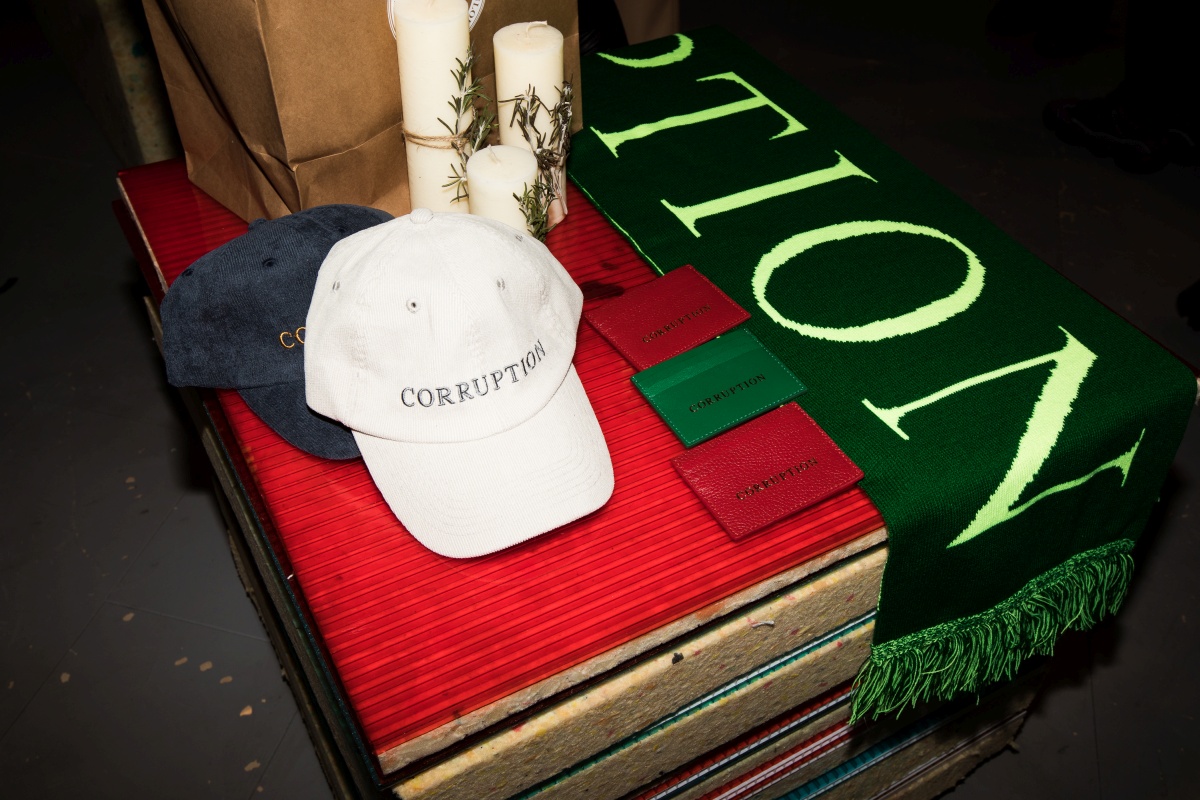 KSENIASCHNAIDER x [comfort zone] 