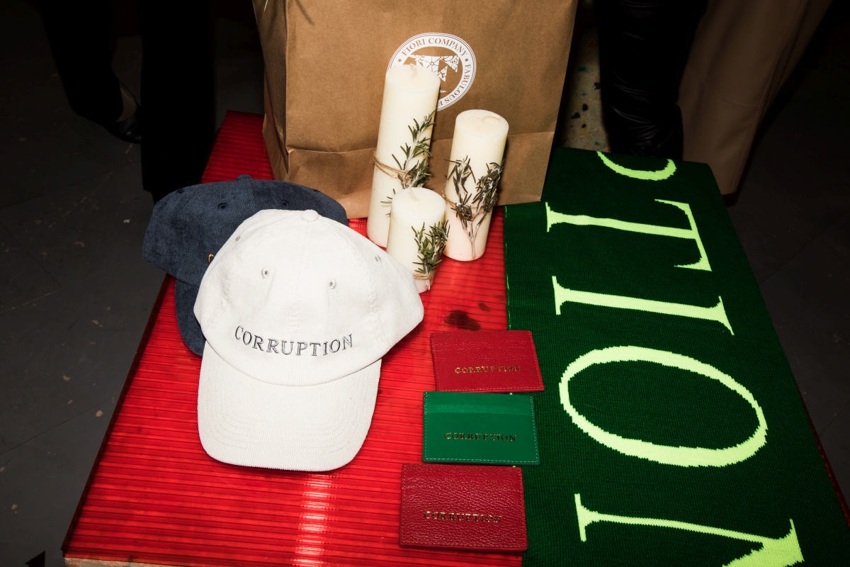 KSENIASCHNAIDER x [comfort zone] 