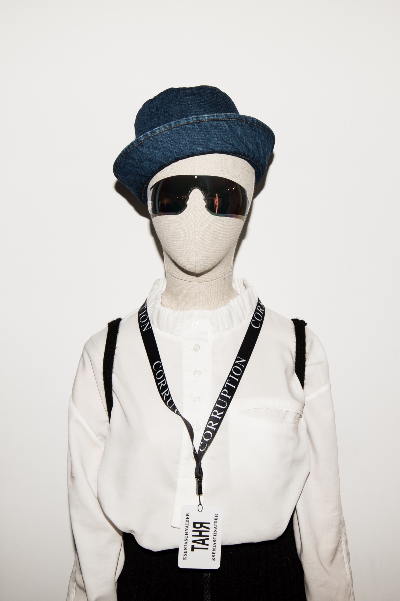 KSENIASCHNAIDER x [comfort zone] 