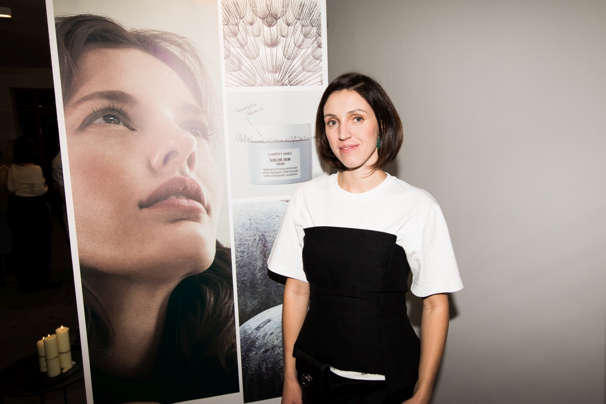 KSENIASCHNAIDER x [comfort zone] 