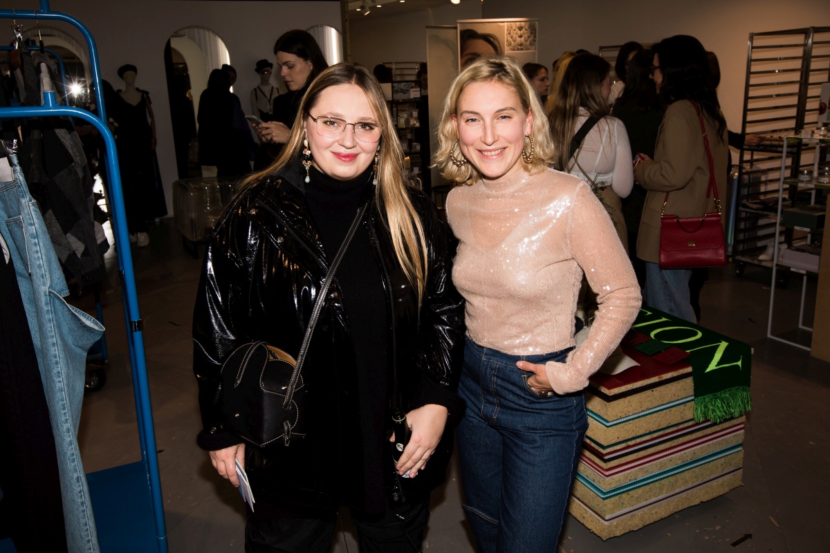 KSENIASCHNAIDER x [comfort zone] 