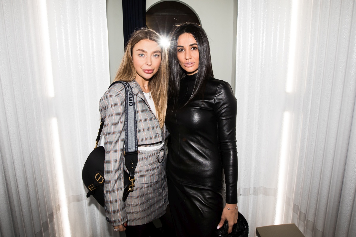 KSENIASCHNAIDER x [comfort zone] 