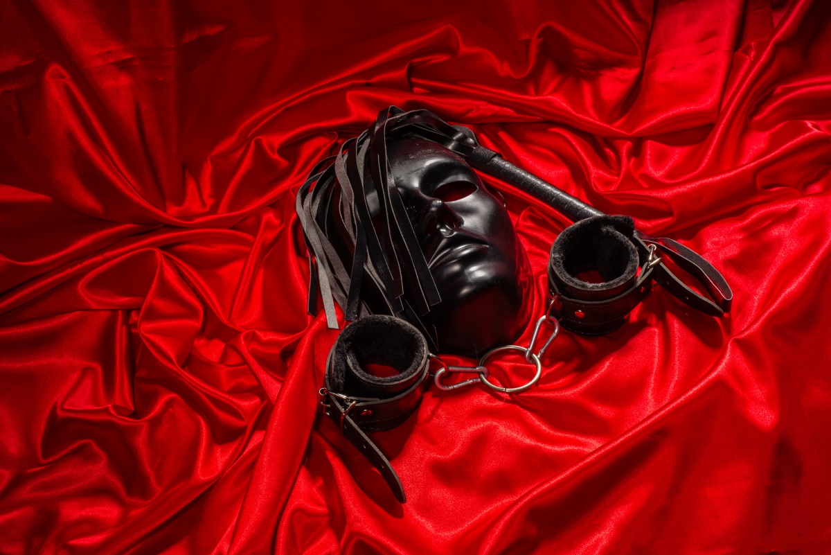 Сексуальные игры: топ-12 самых популярных развлечений для взрослых