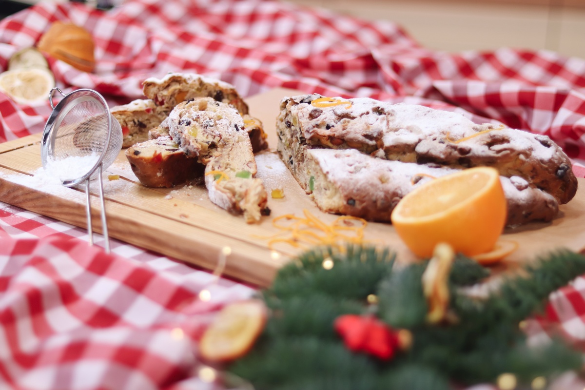 Смак Різдва: класичний штолен від Руслана Сенічкіна