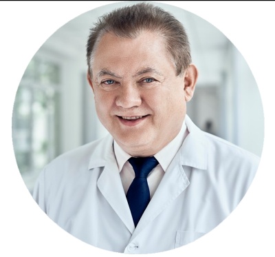 профессор Василий Васильевич Лазоришинец.