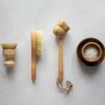 5 причин, почему следует регулярно делать массаж сухой щеткой