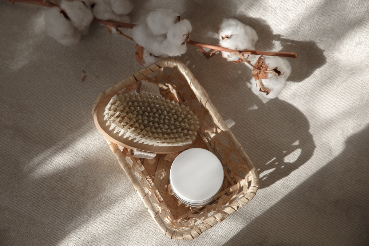 5 причин, почему следует регулярно делать массаж сухой щеткой