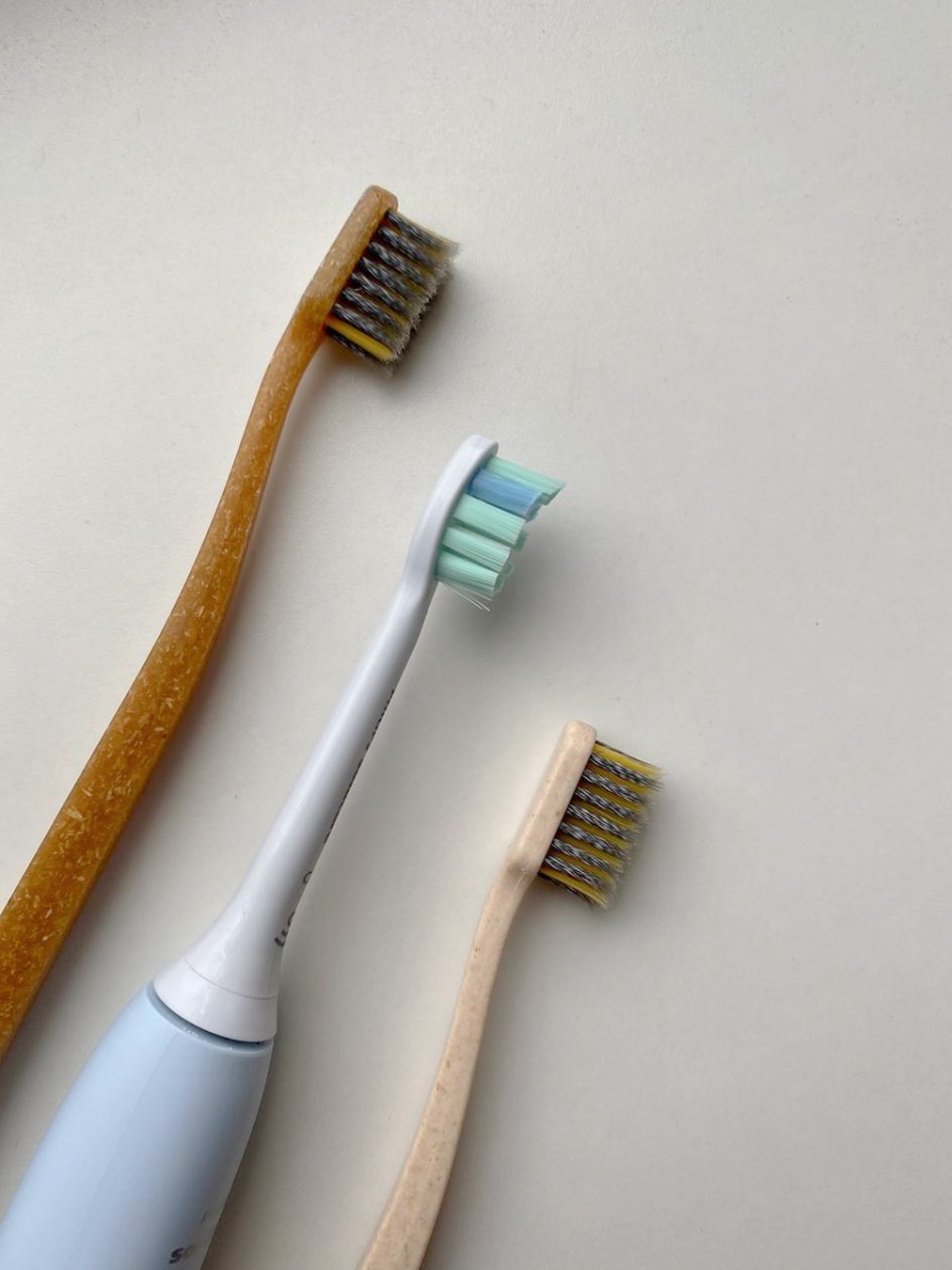 Говорить редакція: чи варто змінювати вашу звичну щітку на електричну