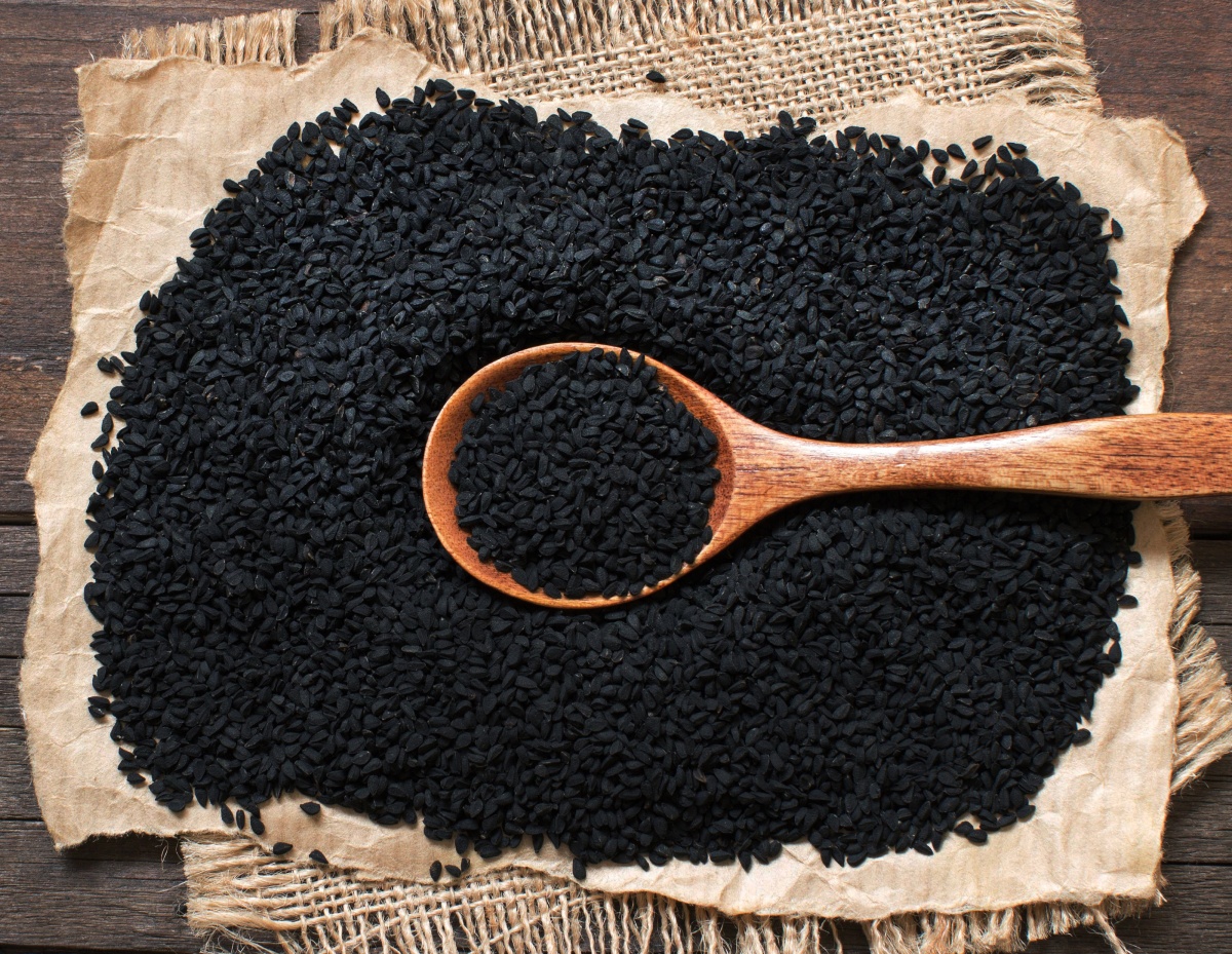 Как и зачем употреблять черный тмин в своем рационе?