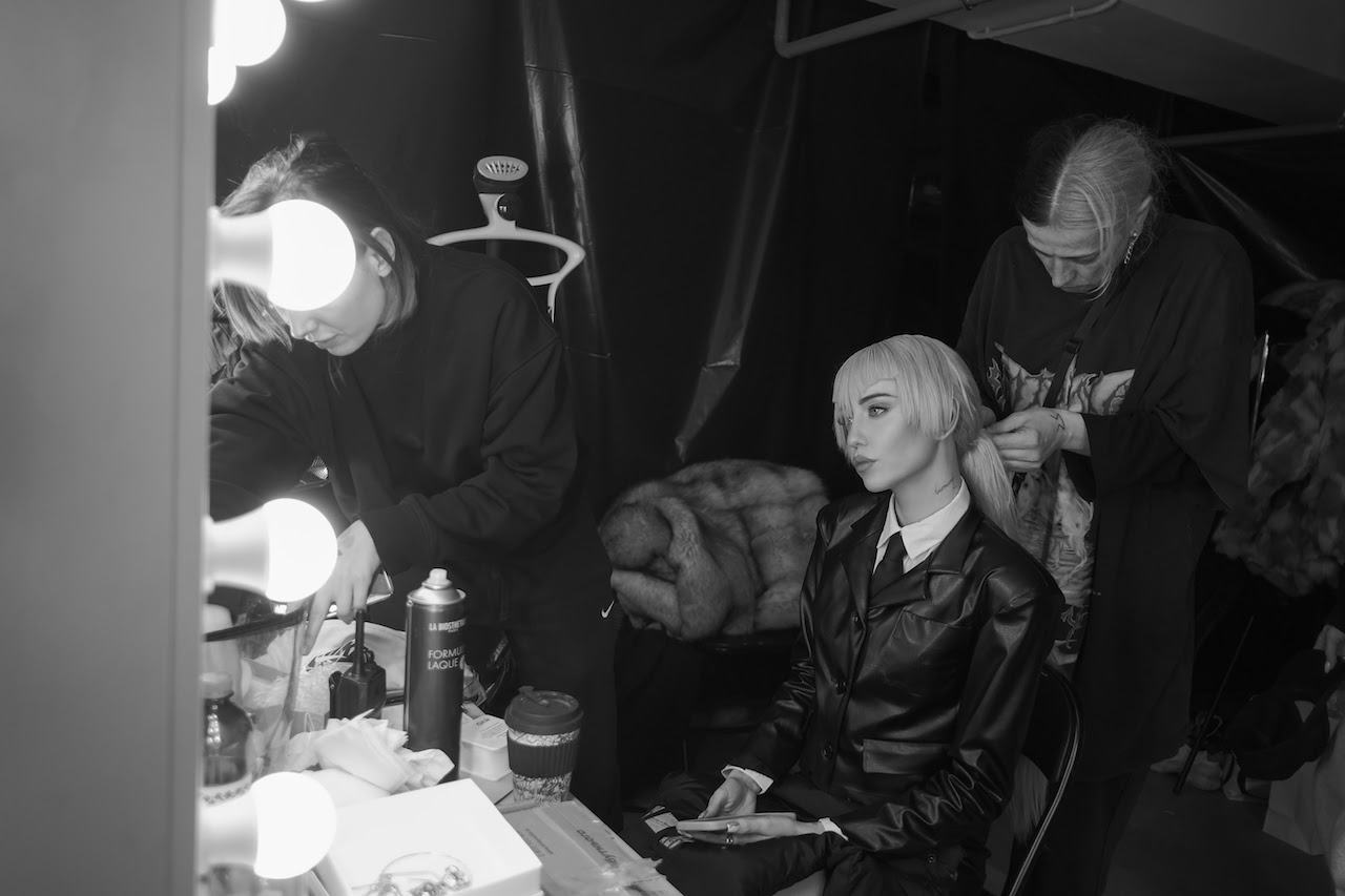 Raznotsvetnaya: новая песня Dorofeeva