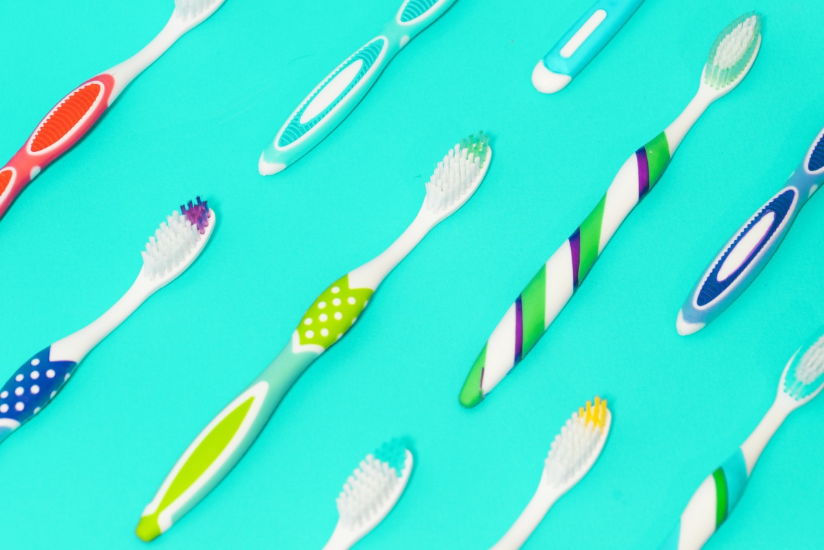 Неочевидні лайфхаки, які допоможуть зберегти здоров’я зубів