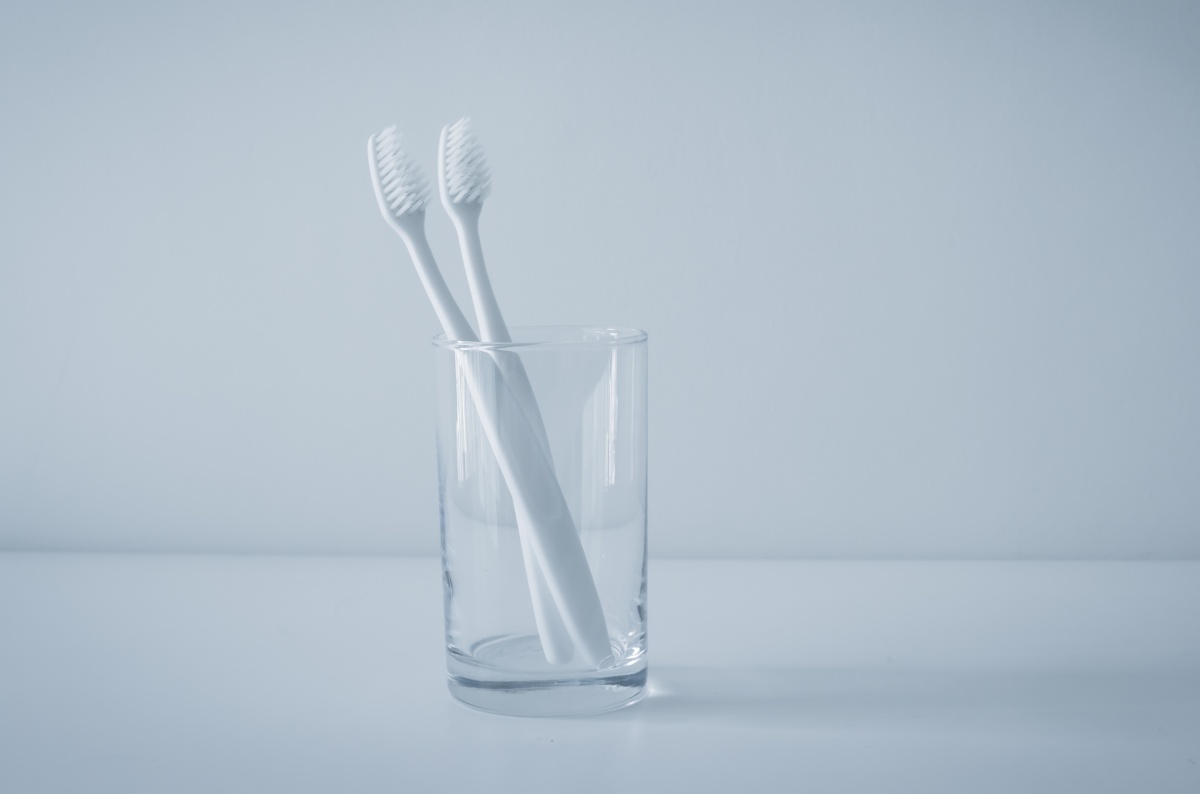 Неочевидні лайфхаки, які допоможуть зберегти здоров’я зубів