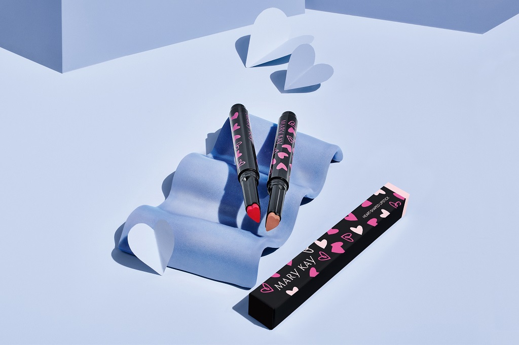 Mary Kay помада в формі серця