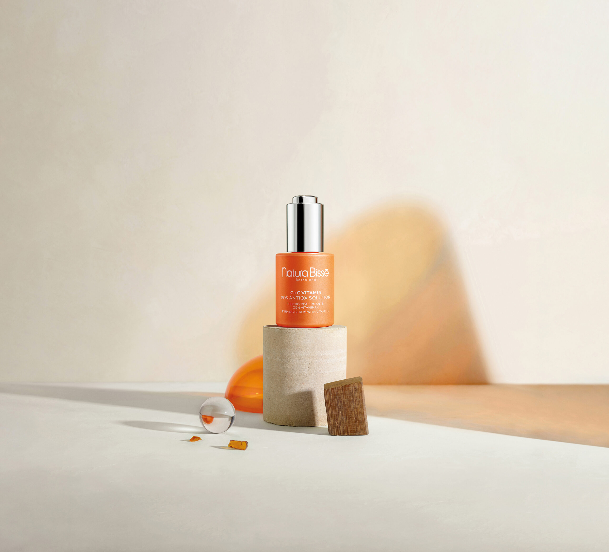 Сироватка C+C Vitamin 20% Antiox Solution Serum від Natura Bisse