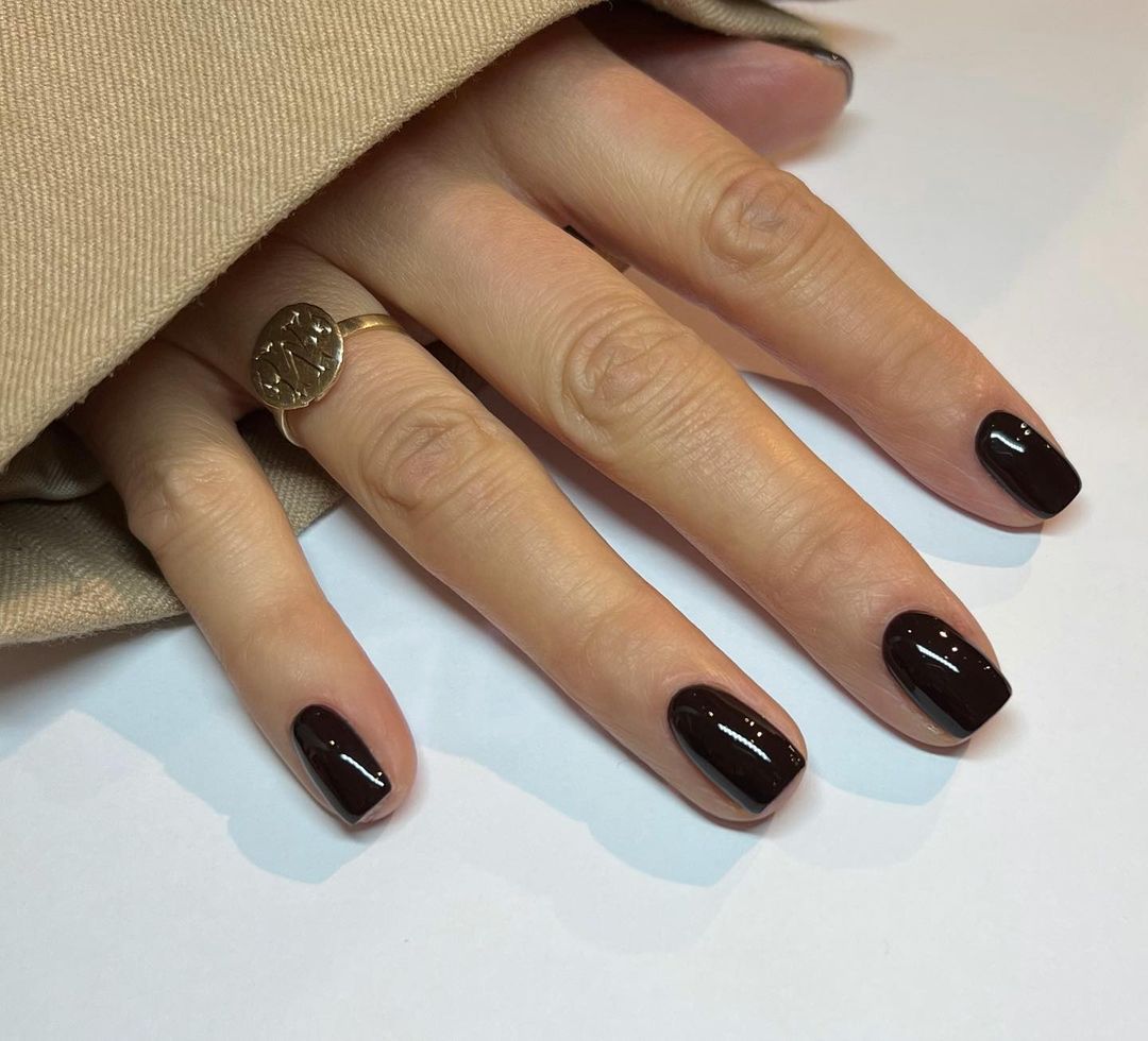 чорний манікюр
