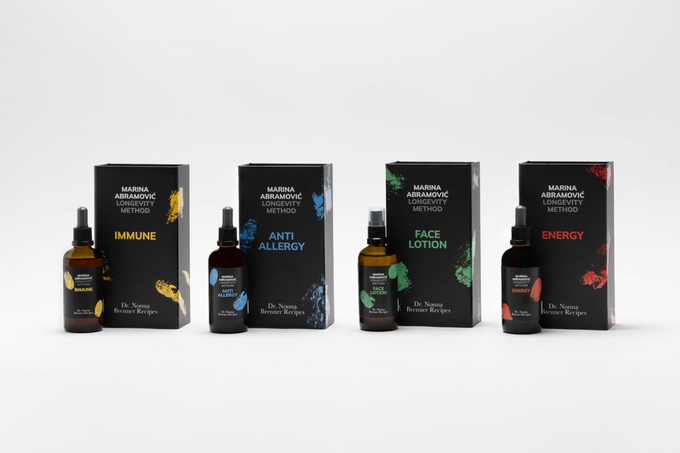 Марина Абрамович запустила лінійку засобів догляду за шкірою