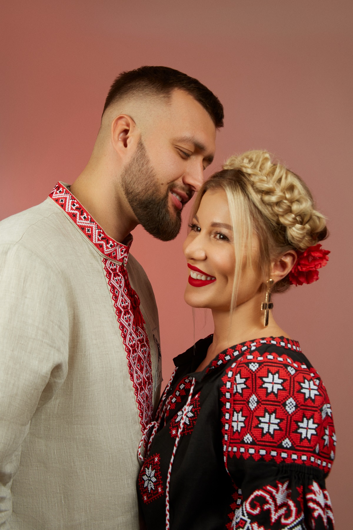 Alena Omargalieva і Tamerlan