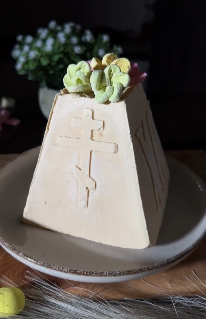 Рецепт сирної паски зі згущеним молоком