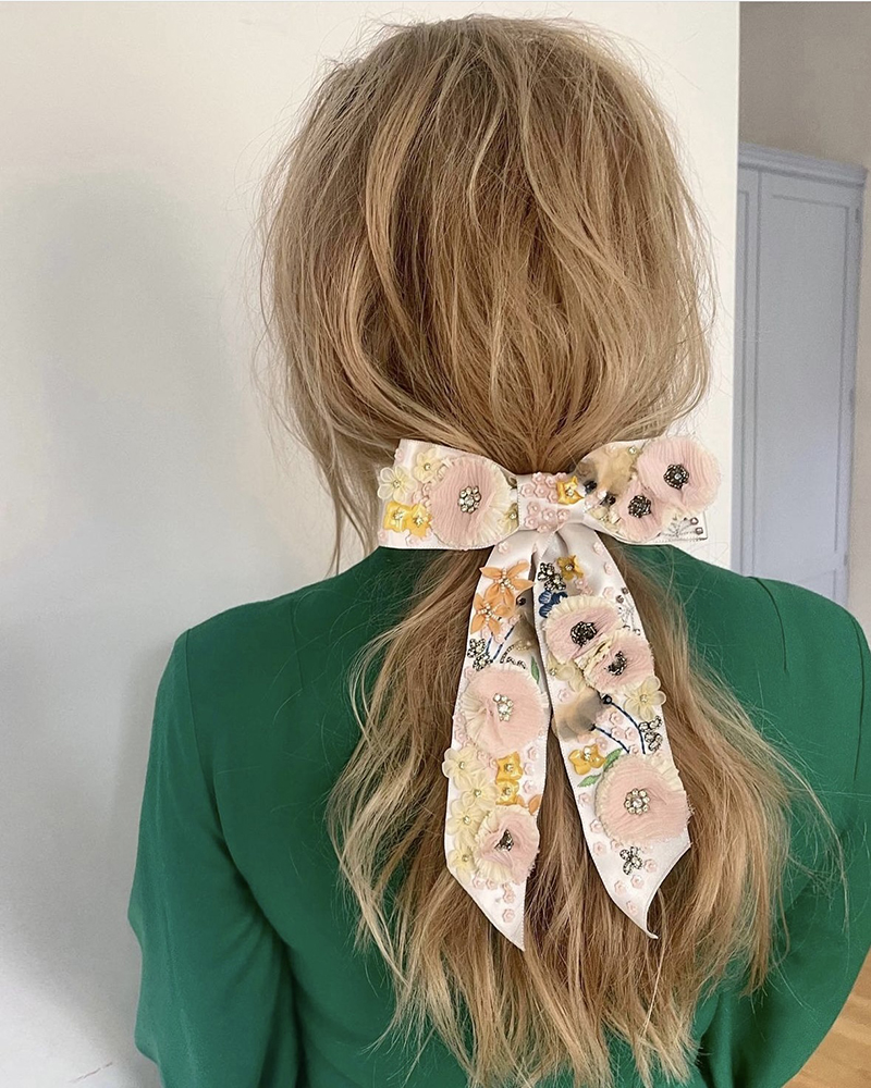 Бант для волосся з квітами