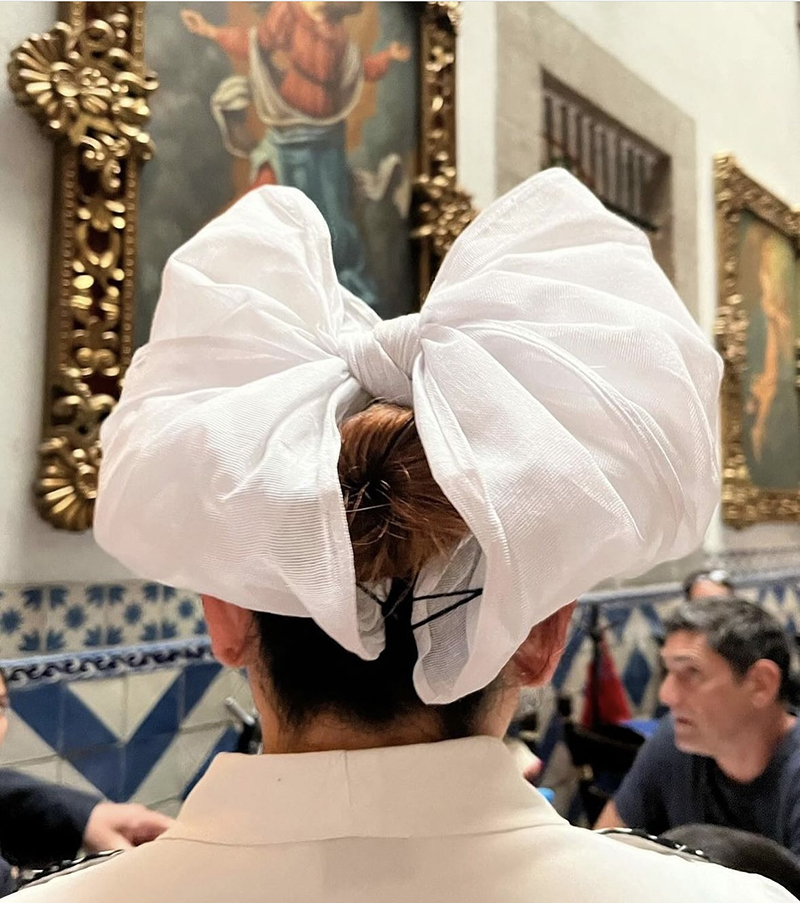 Великий бант для волосся