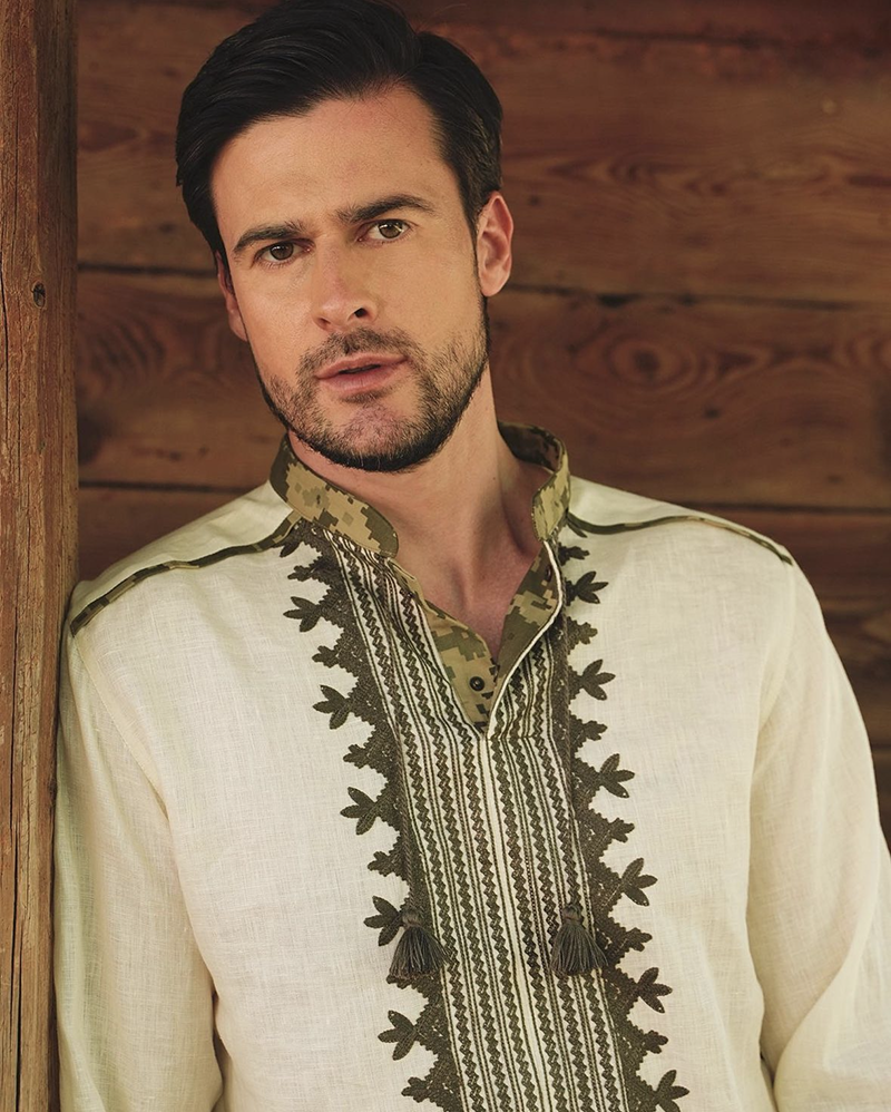 Чоловіча вишиванка Varenyky Fashion