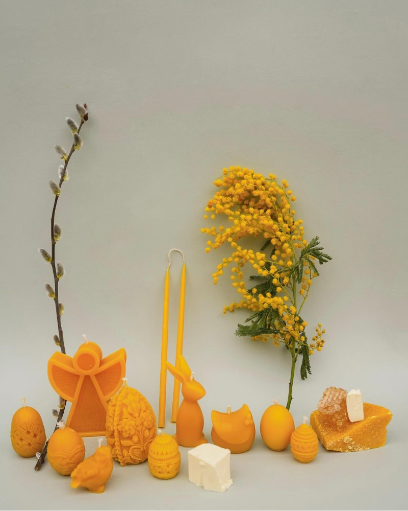 Медові свічки на Великдень