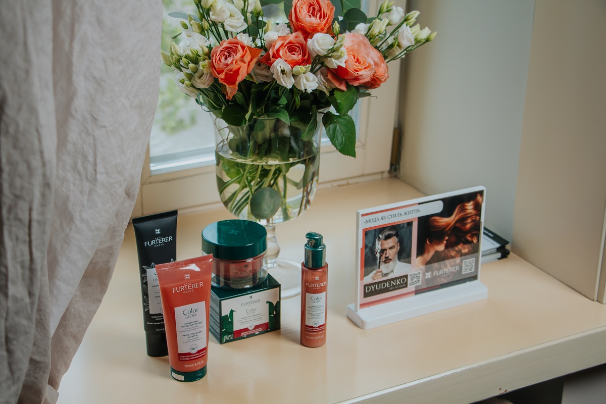 Захист кольору та сяйва волосся з Color Glow від Rene Furterer