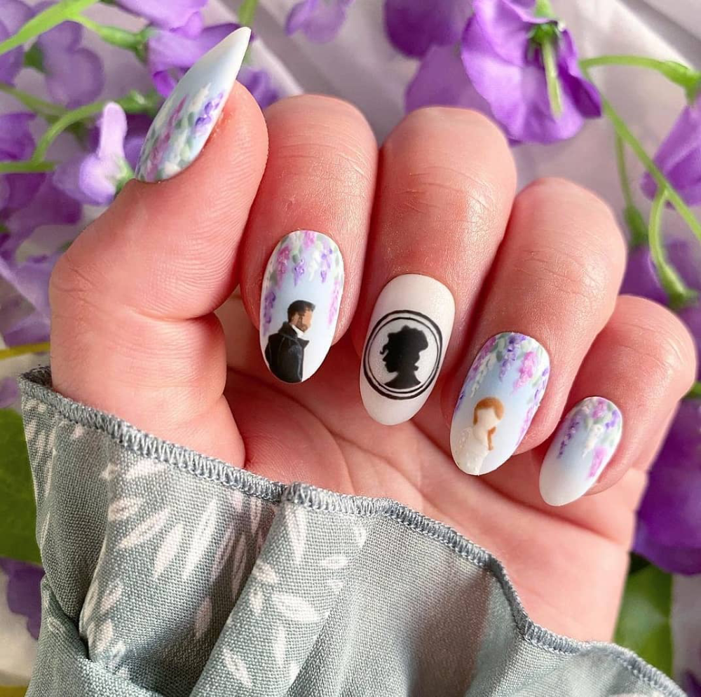 манікюр в стилі Бріджертони