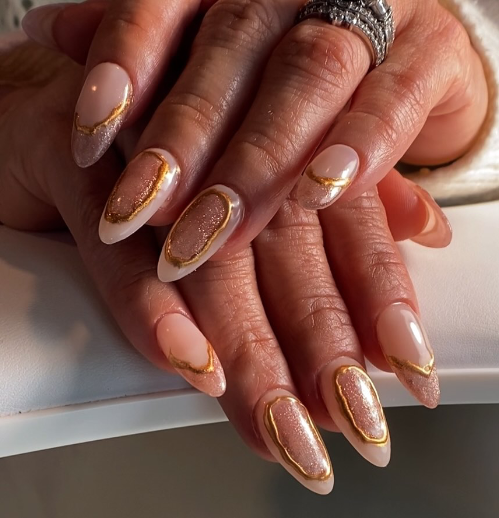 Bridgerton nails inspo